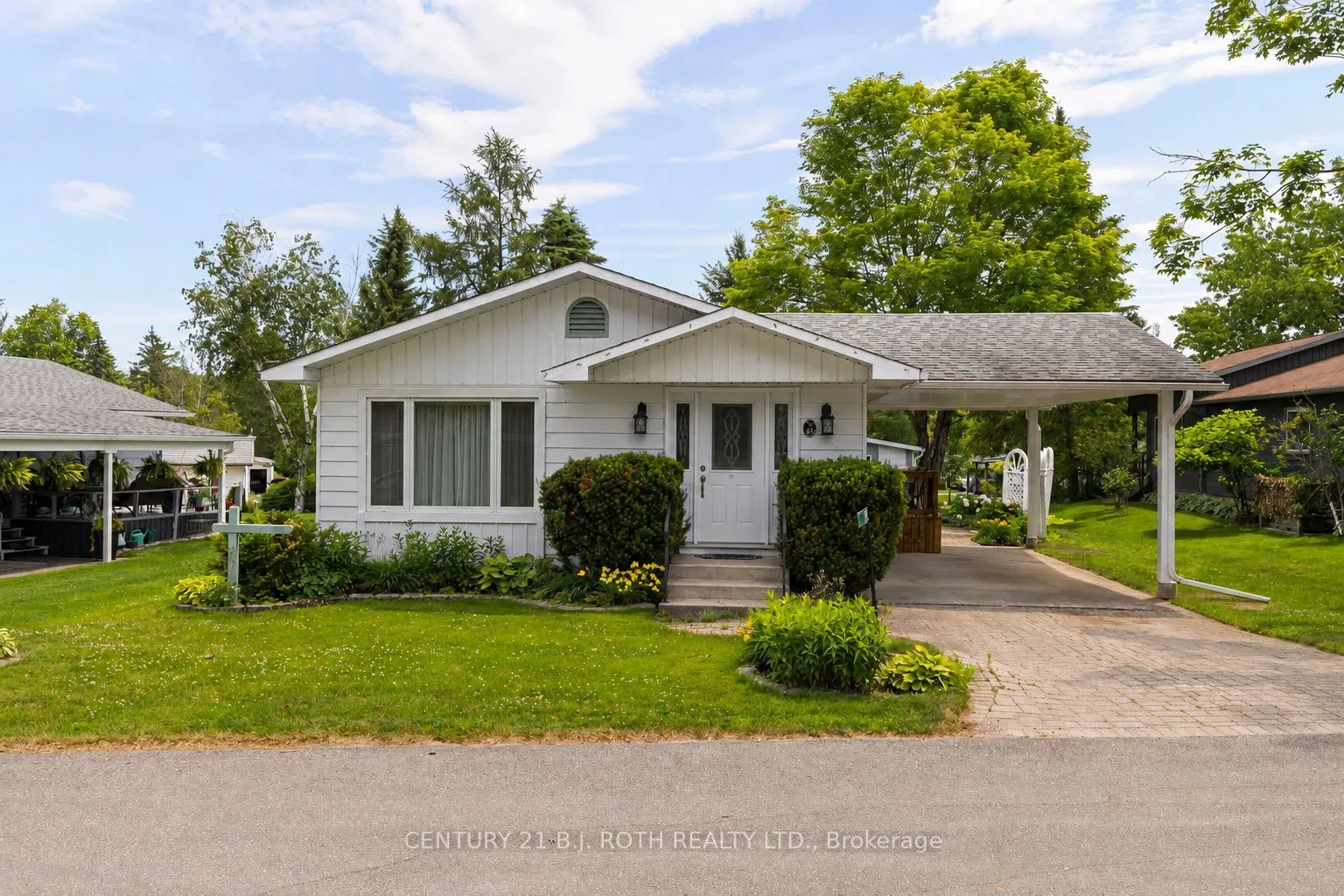 19 Maple Crescent