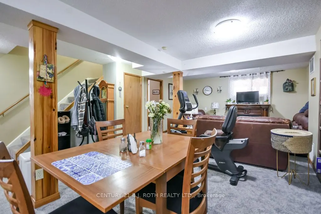 27 BRANDON Crescent