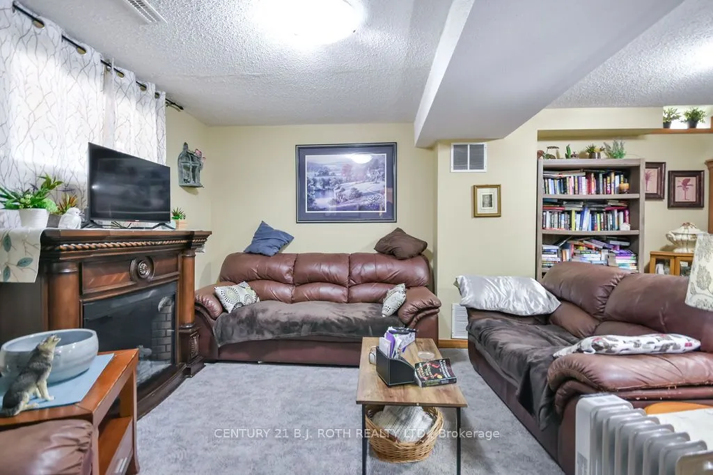 27 BRANDON Crescent