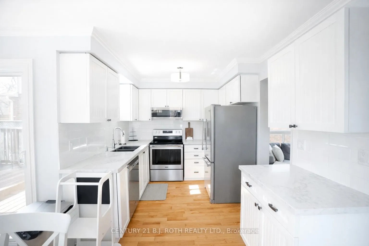 9 Laidlaw Drive N