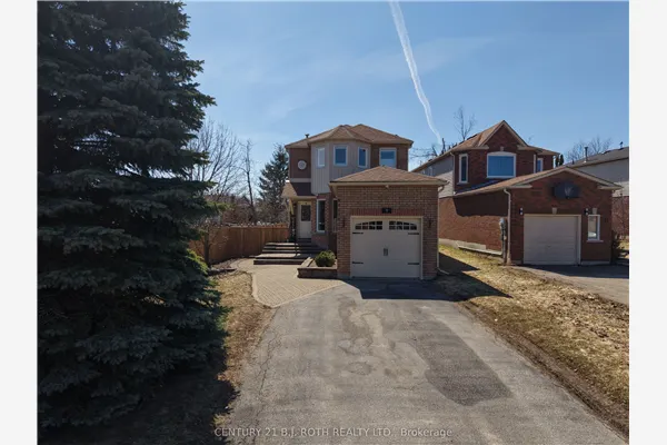 9 Laidlaw Drive N