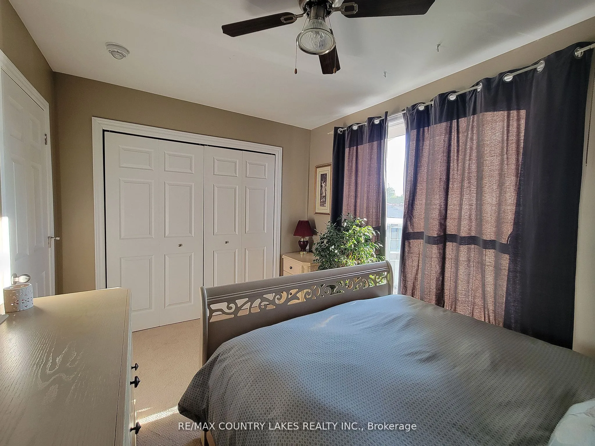 4 Paradise Boulevard #11