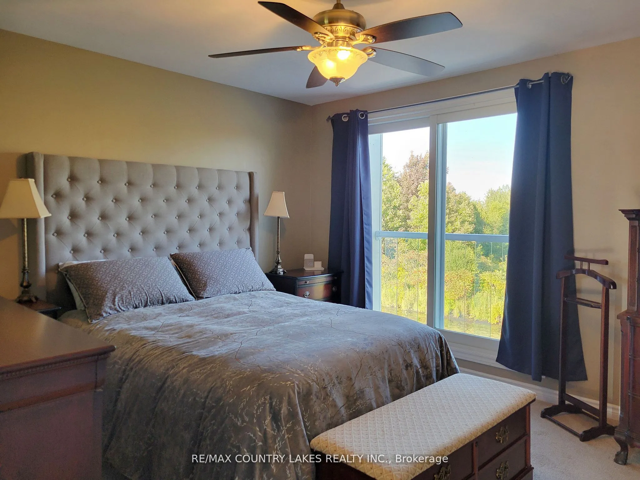 4 Paradise Boulevard #11