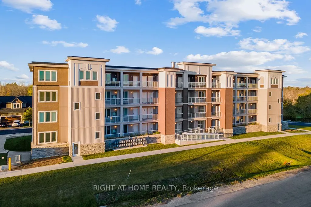 5 Spooner Crescent #215