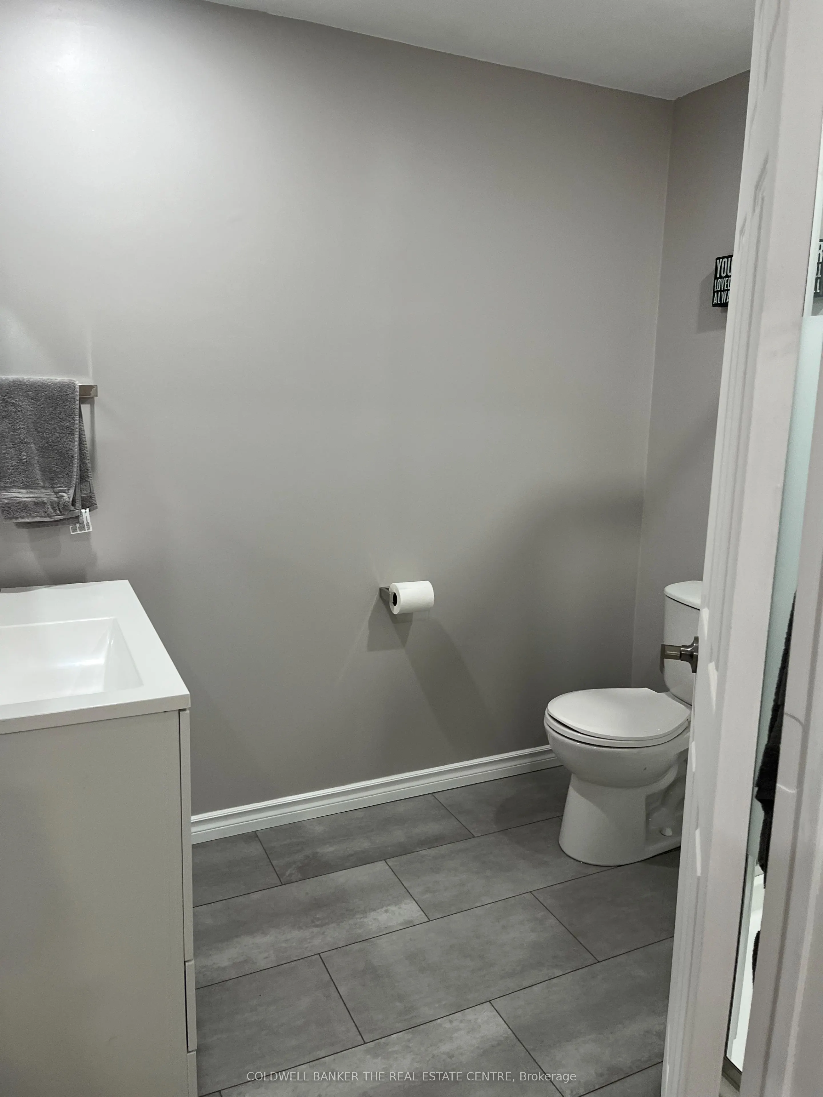 234 Cundles Road E #10