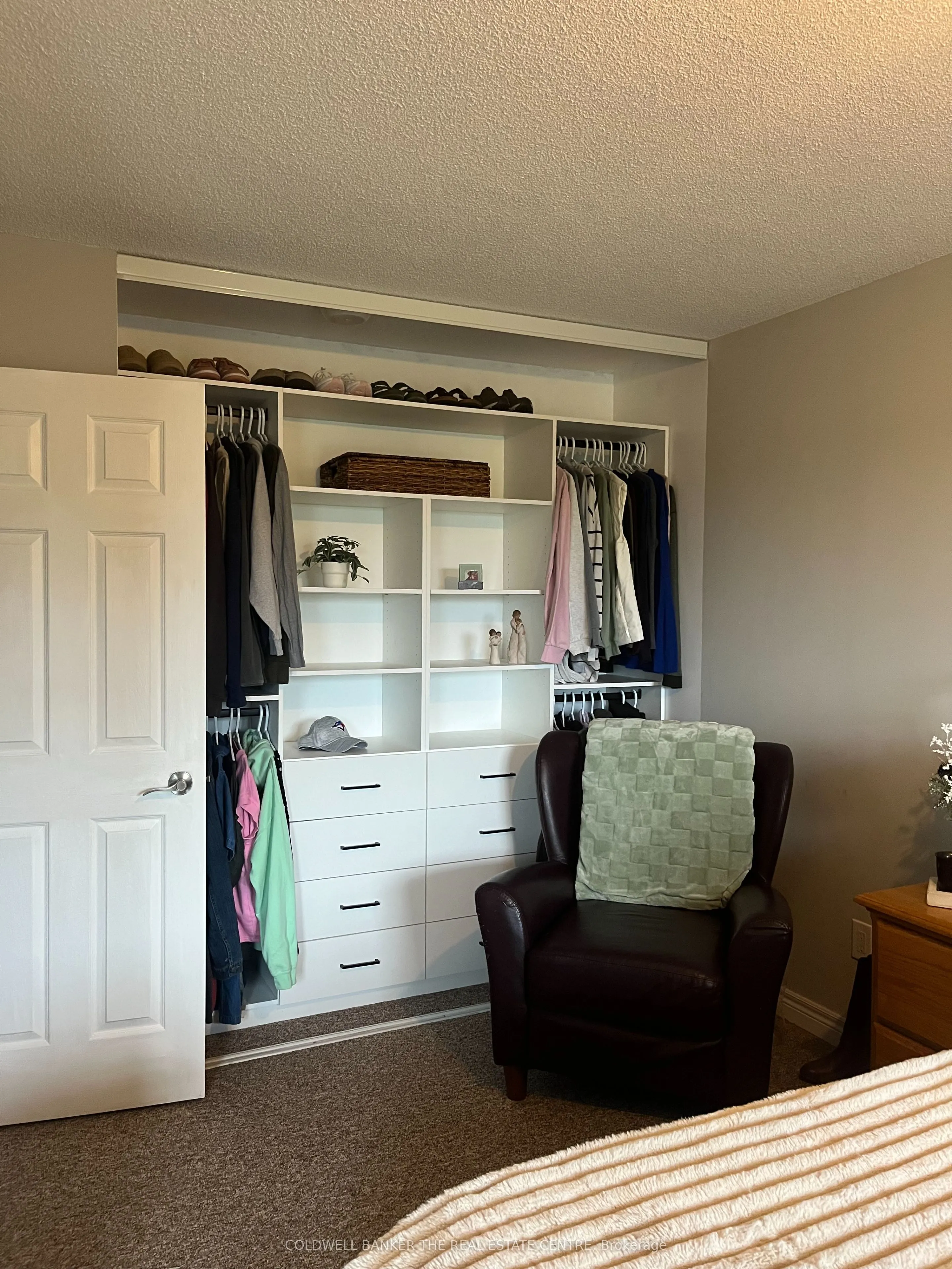 234 Cundles Road E #10