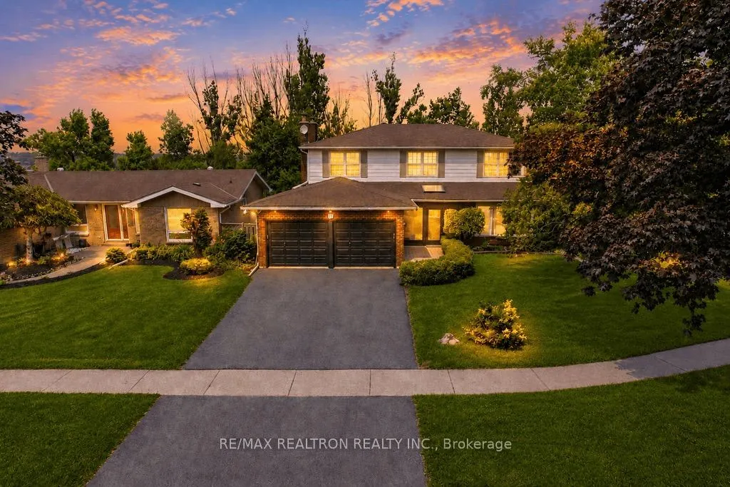18 Debra Crescent