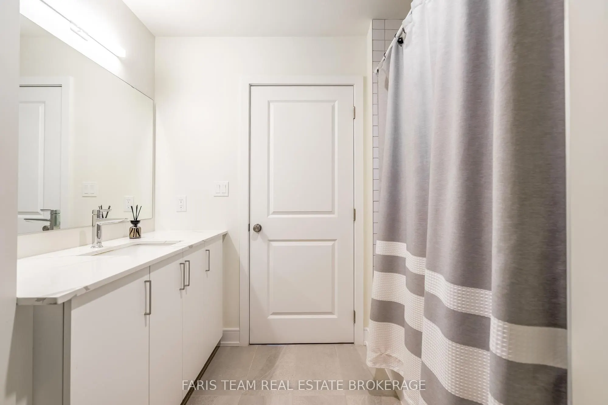 121 Mary Street #224