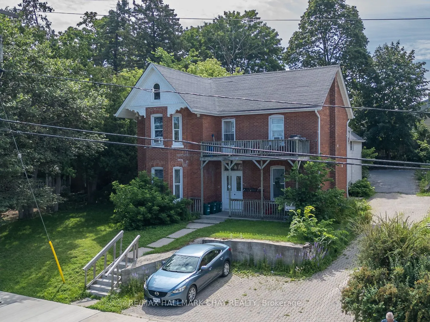 9 Penetang Street