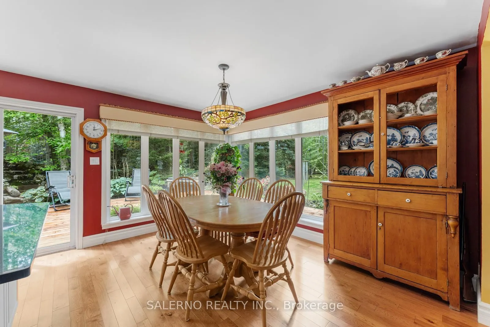3992 Penetanguishene Road