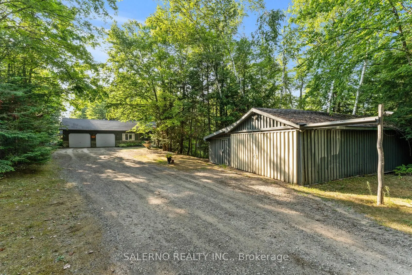 3992 Penetanguishene Road
