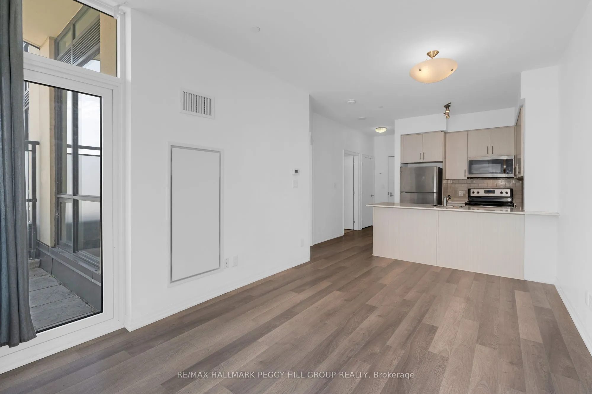 111 Worsley Street #309