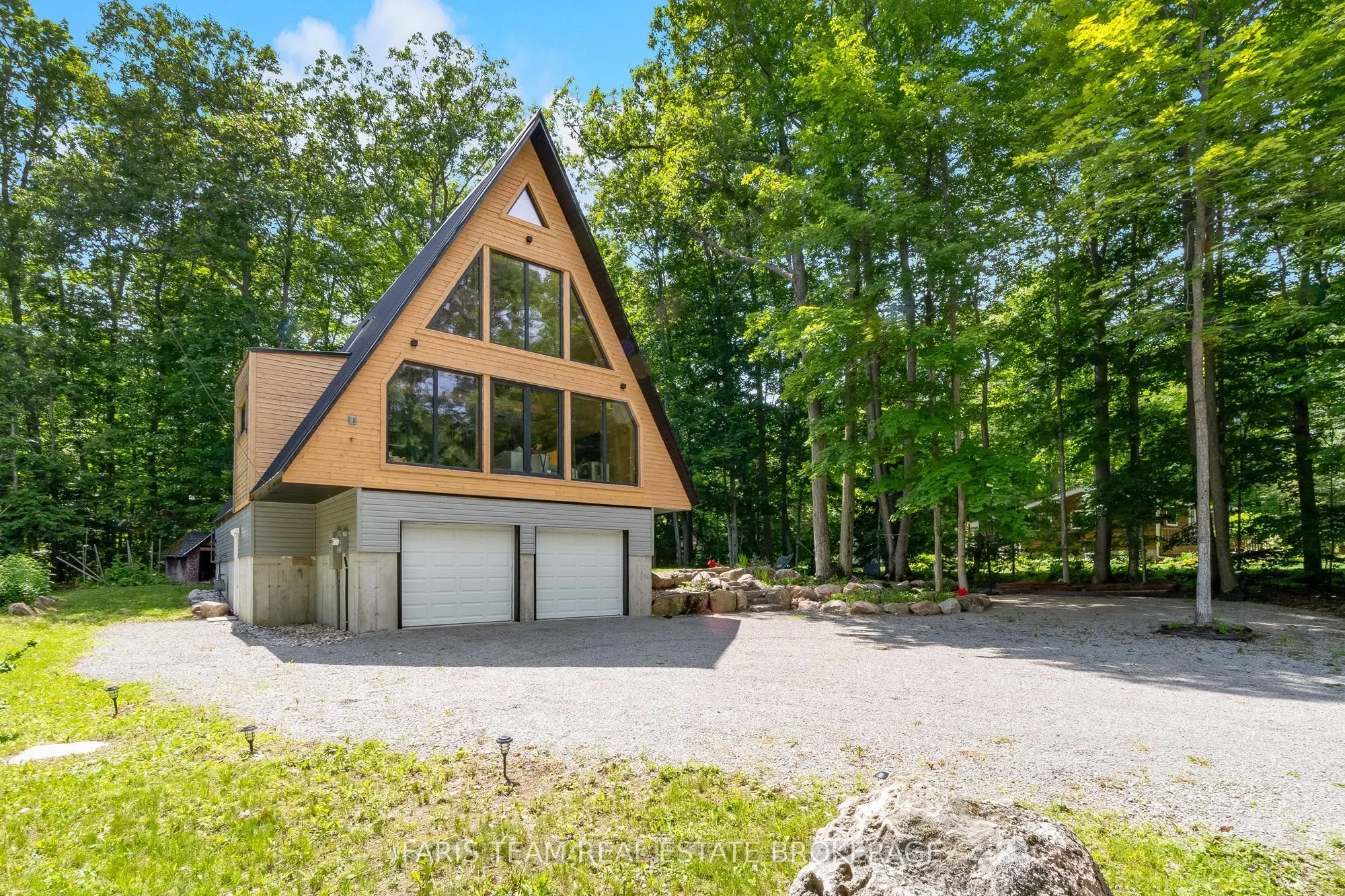 1490 Champlain Road