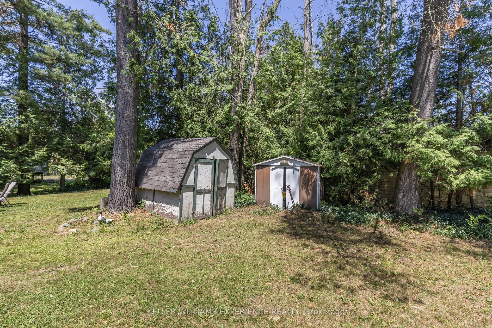 10 Simcoe Road