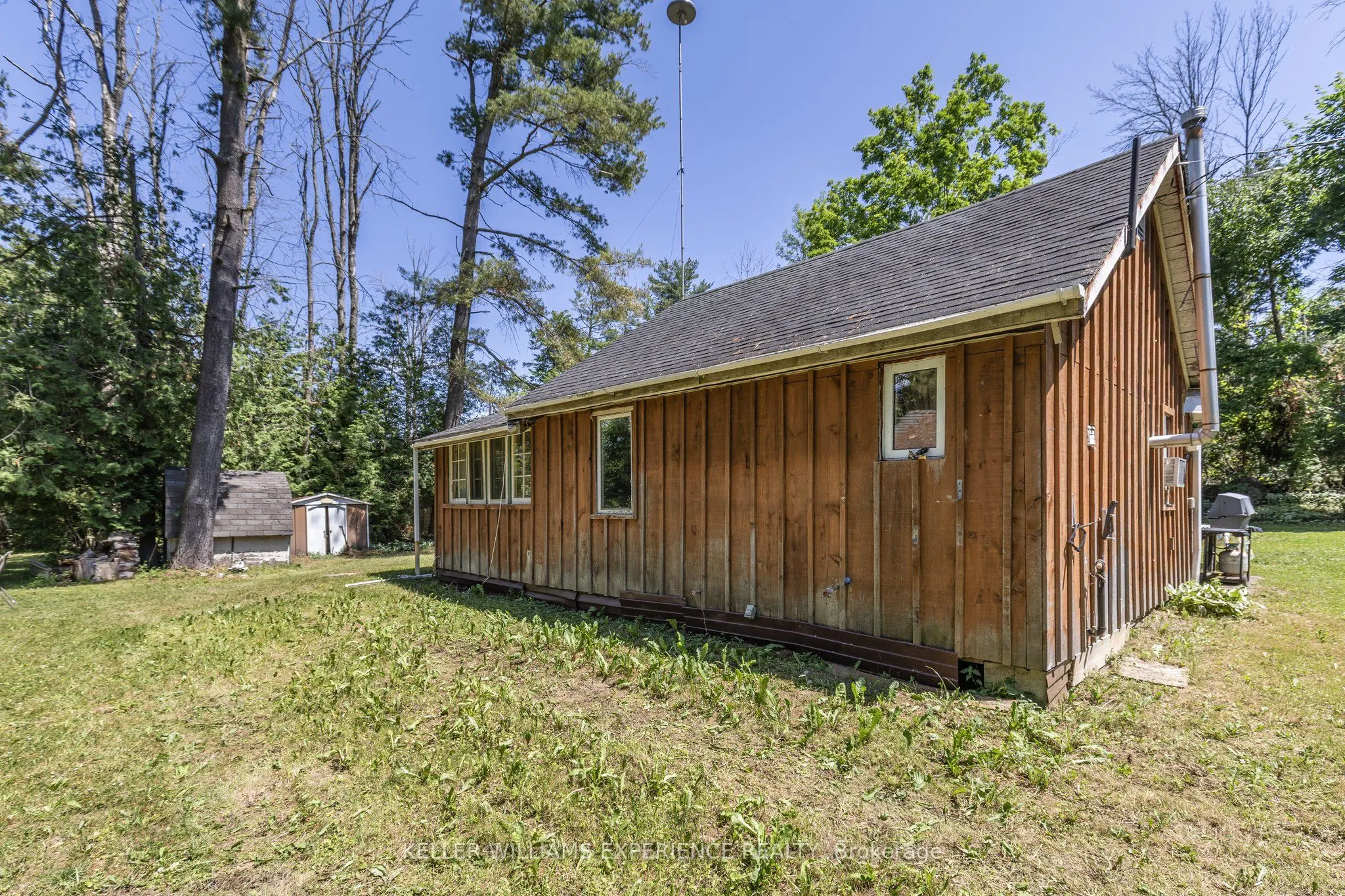 10 Simcoe Road
