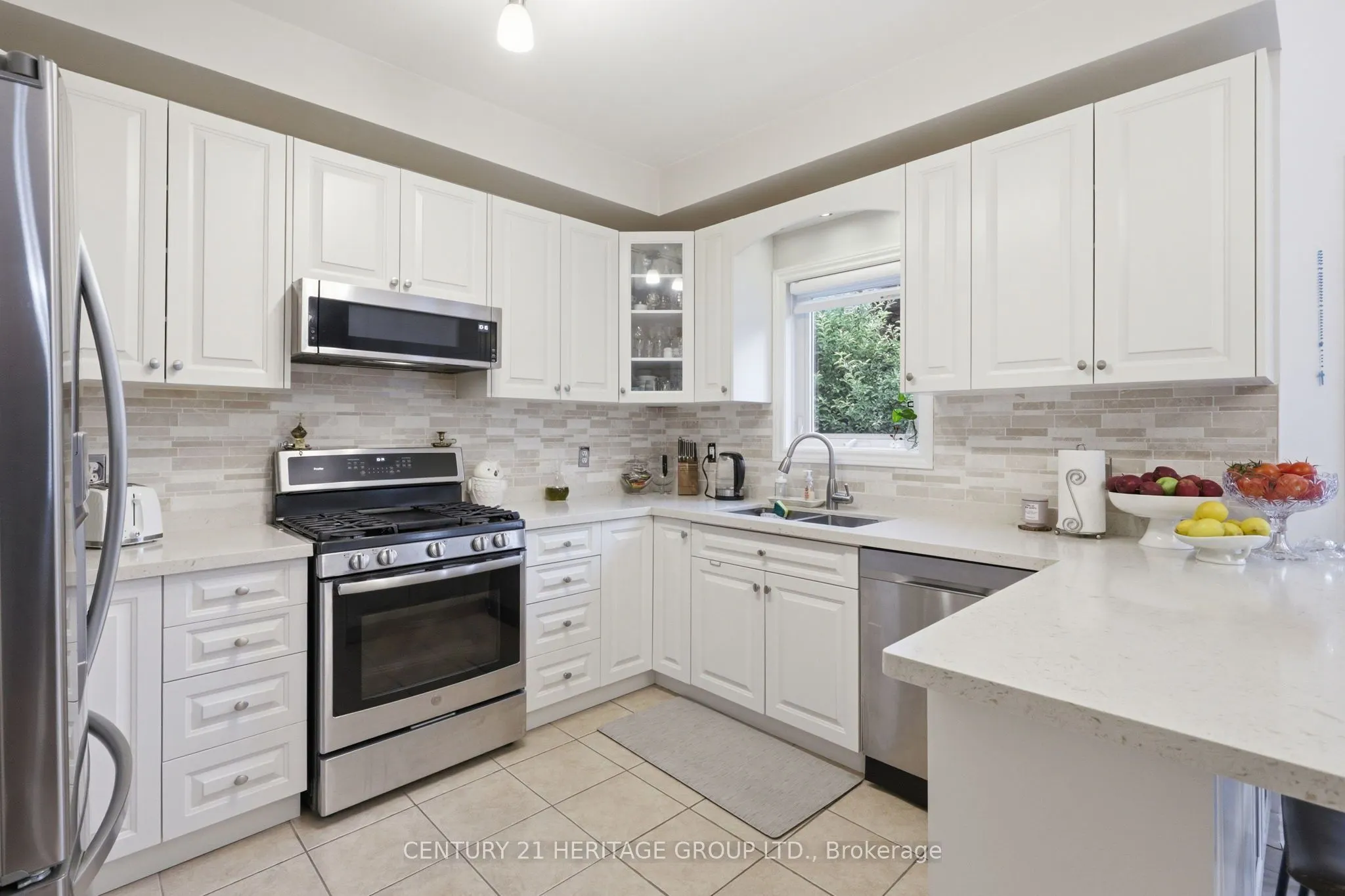 21 Silvercreek Crescent