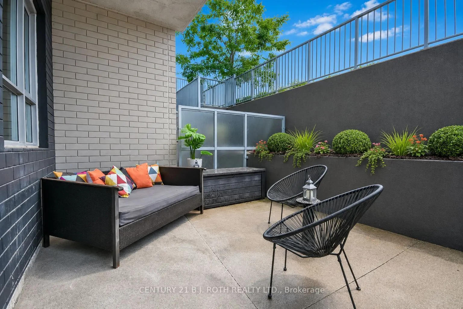 58 Lakeside Terrace #112