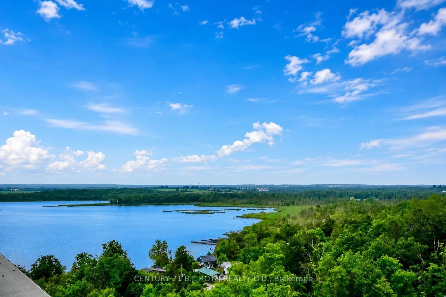 58 Lakeside Terrace #112