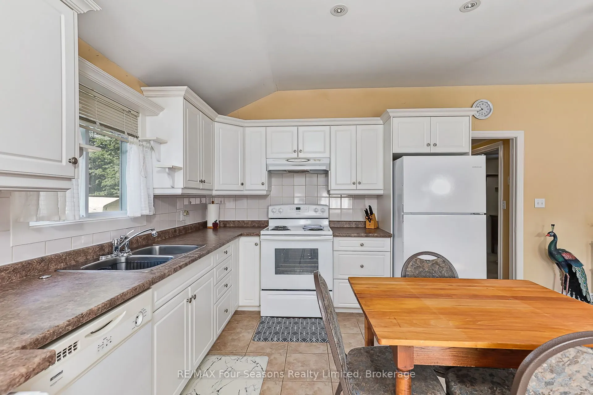 511 Oxbow Park Drive