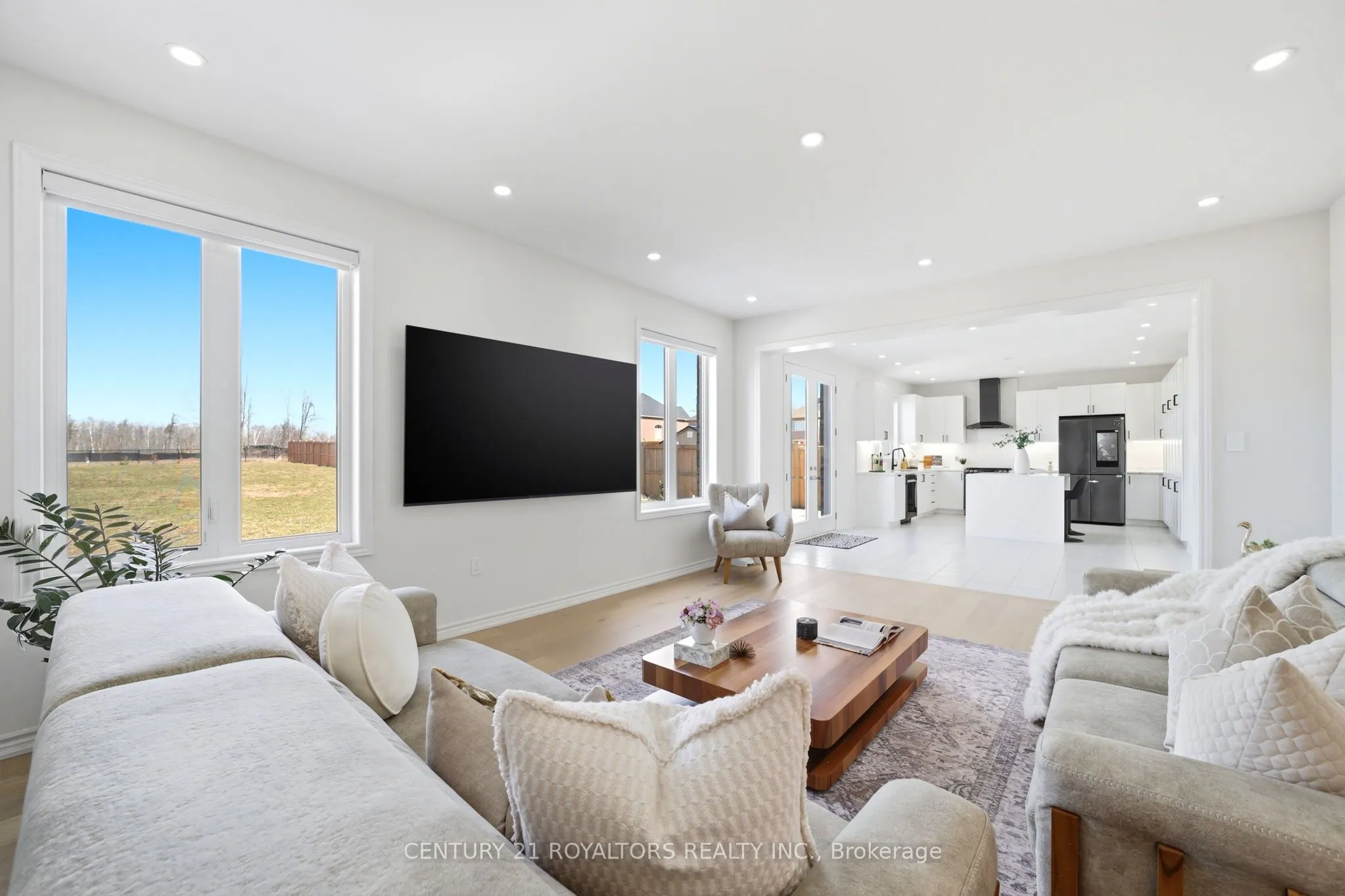 107 Rugman Crescent