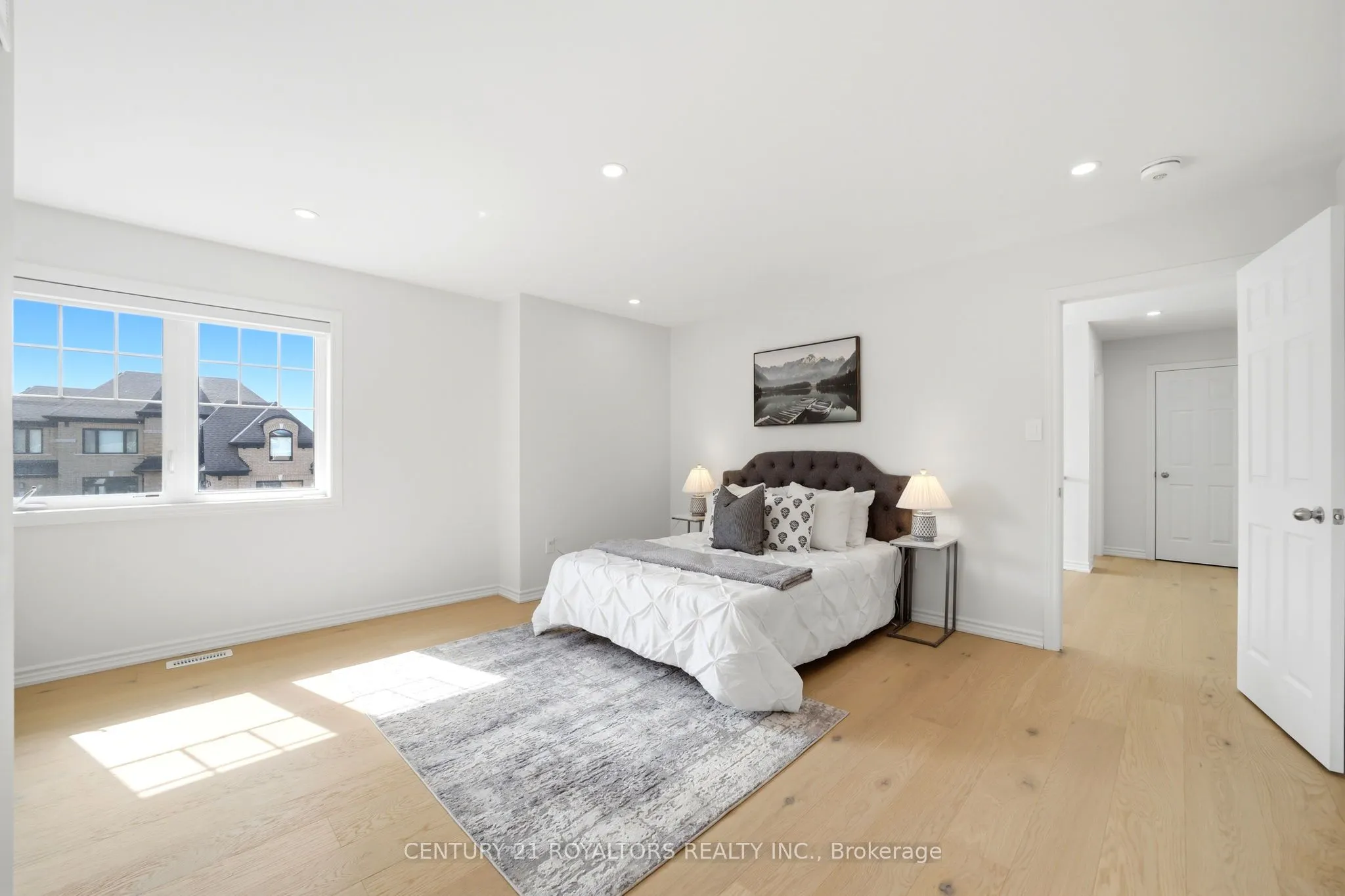 107 Rugman Crescent