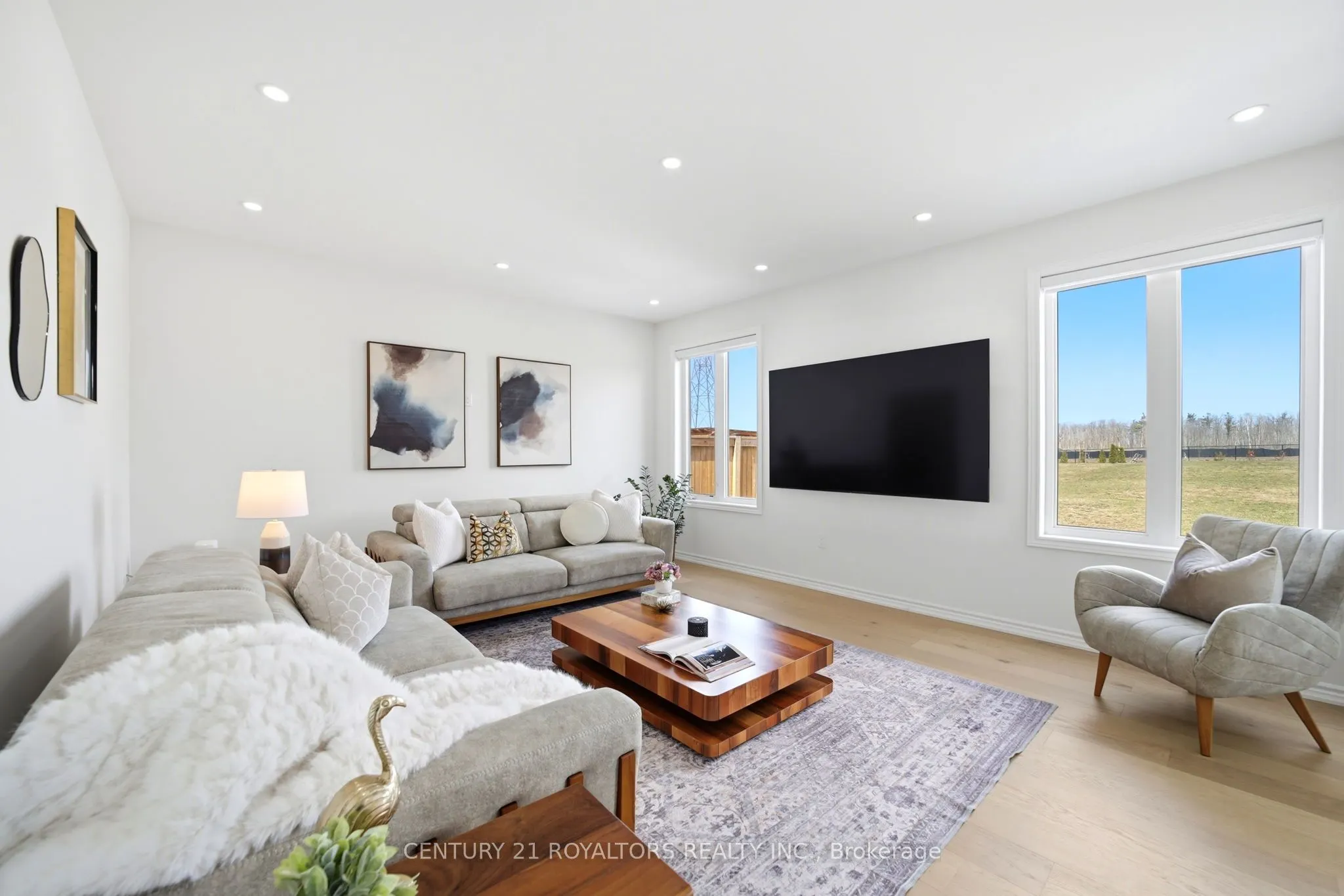 107 Rugman Crescent