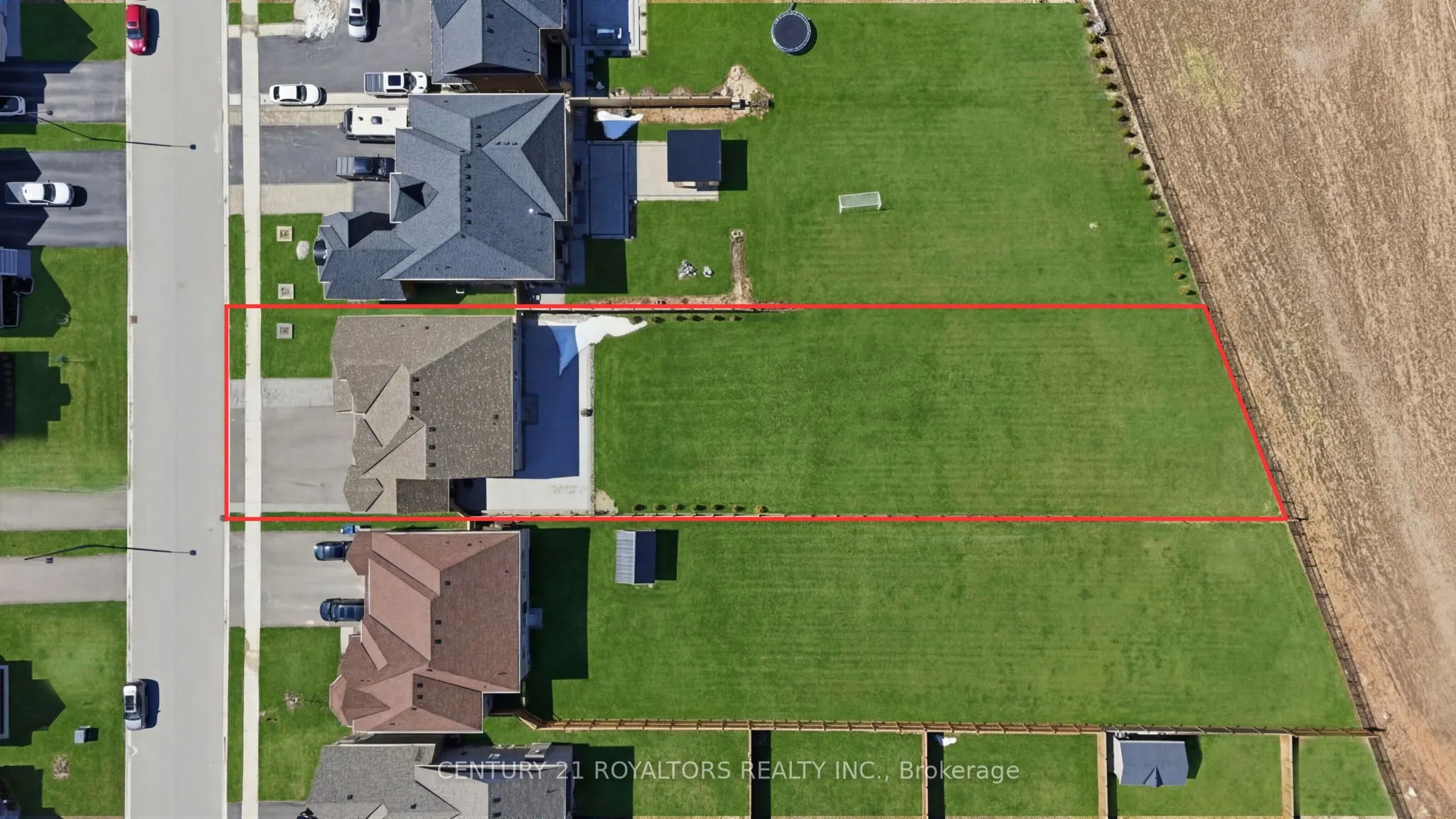 107 Rugman Crescent