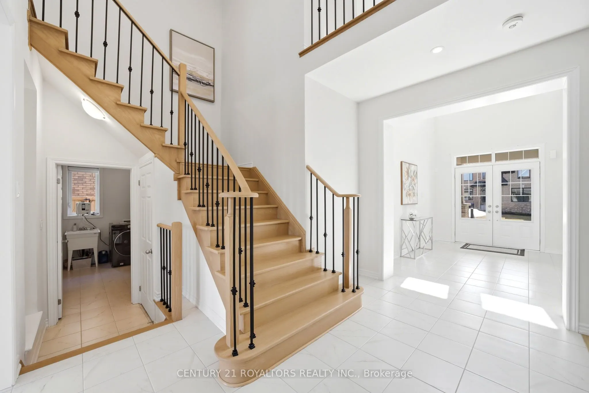 107 Rugman Crescent