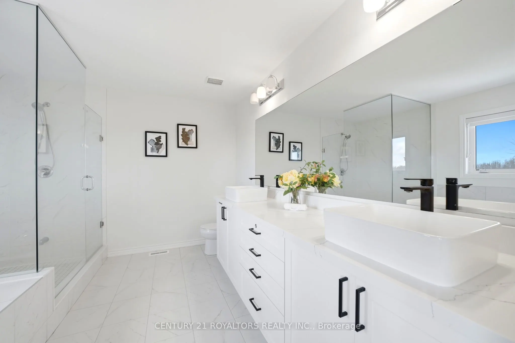 107 Rugman Crescent