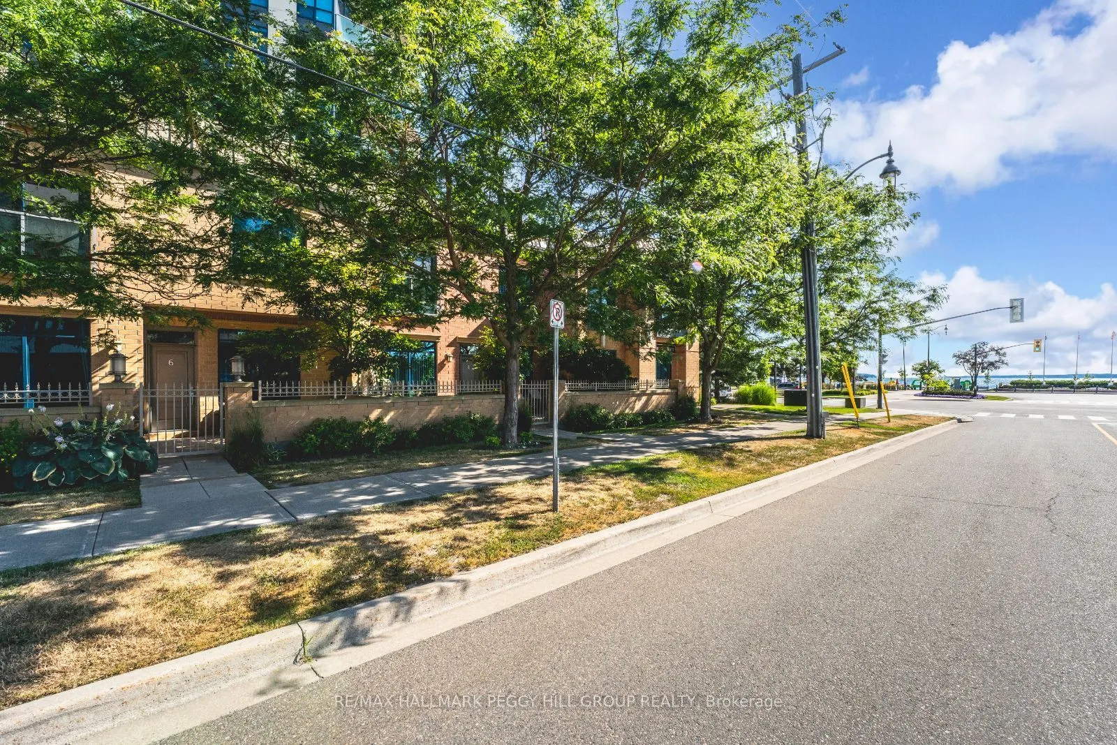6 Victoria Street #7