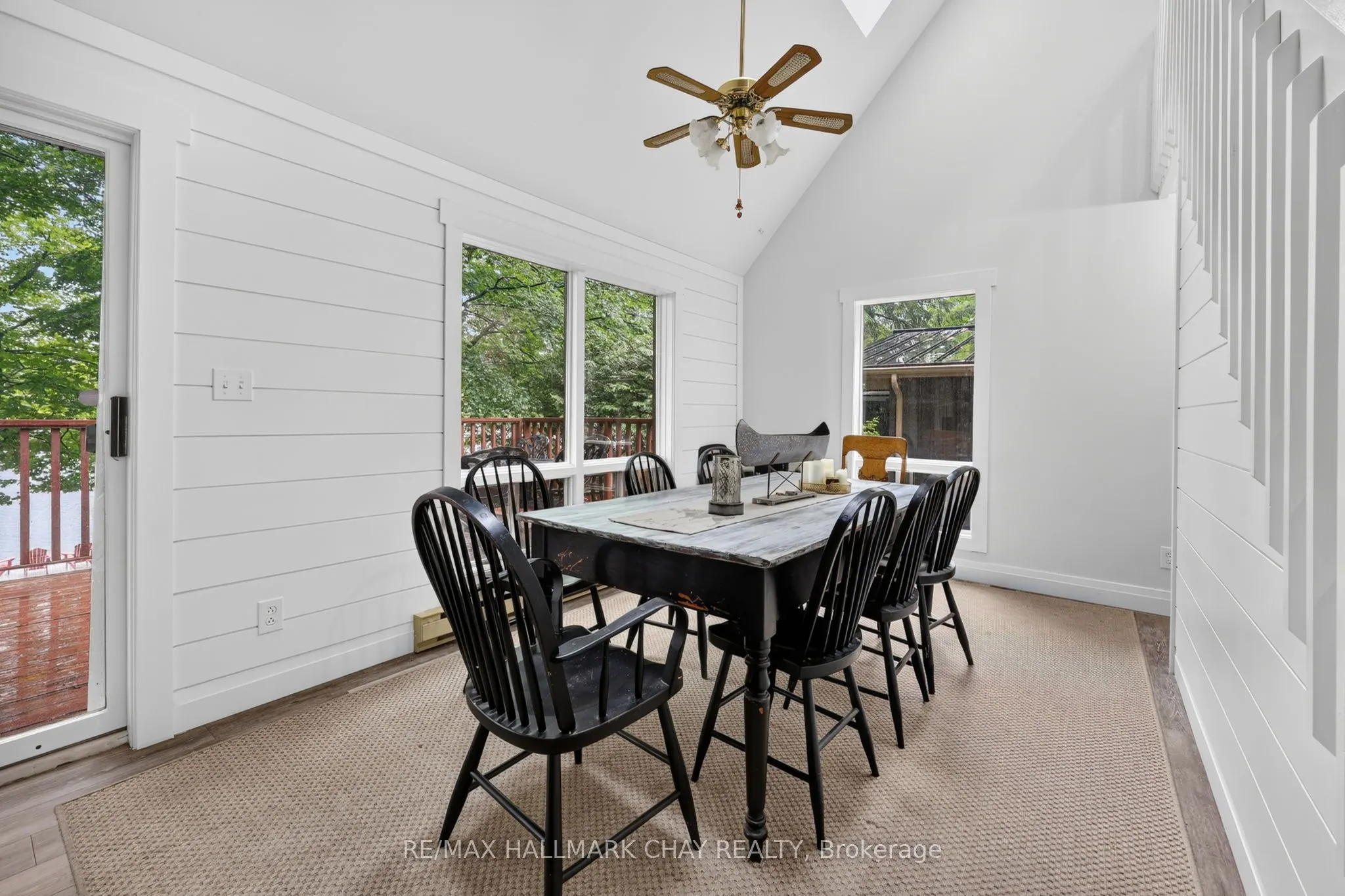 176 Farlain Lake Road E