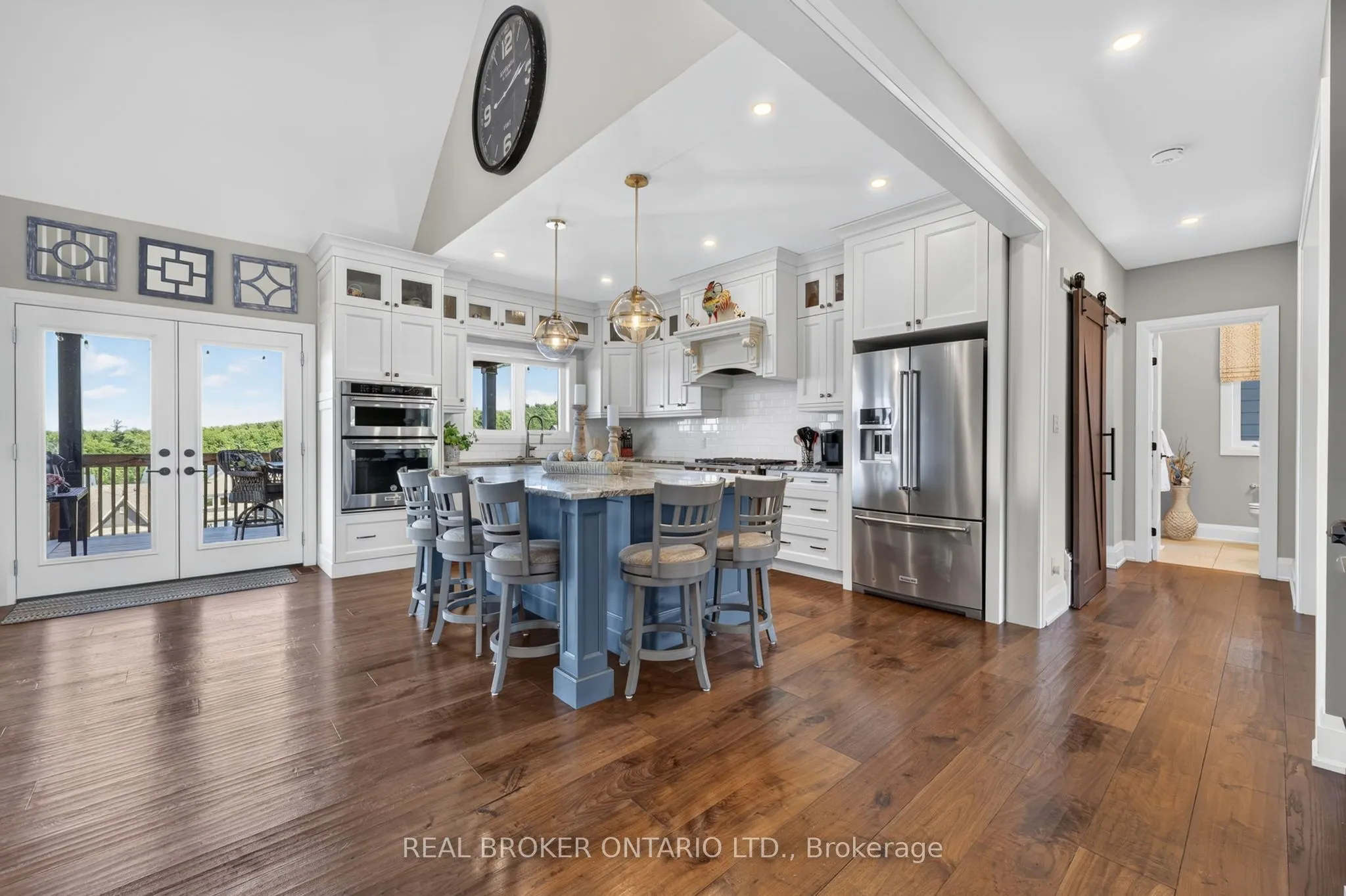 29 Thoroughbred Drive
