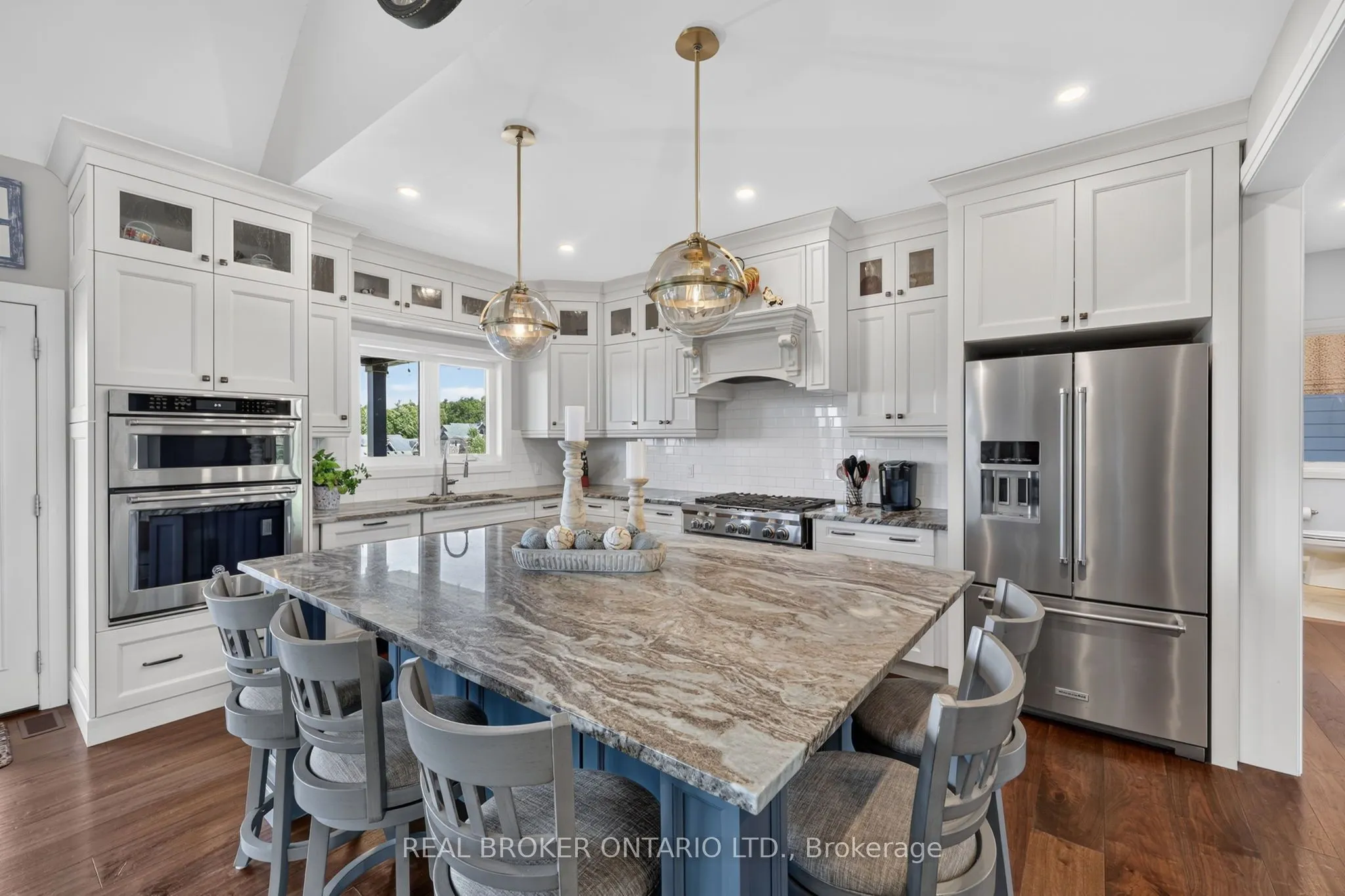 29 Thoroughbred Drive