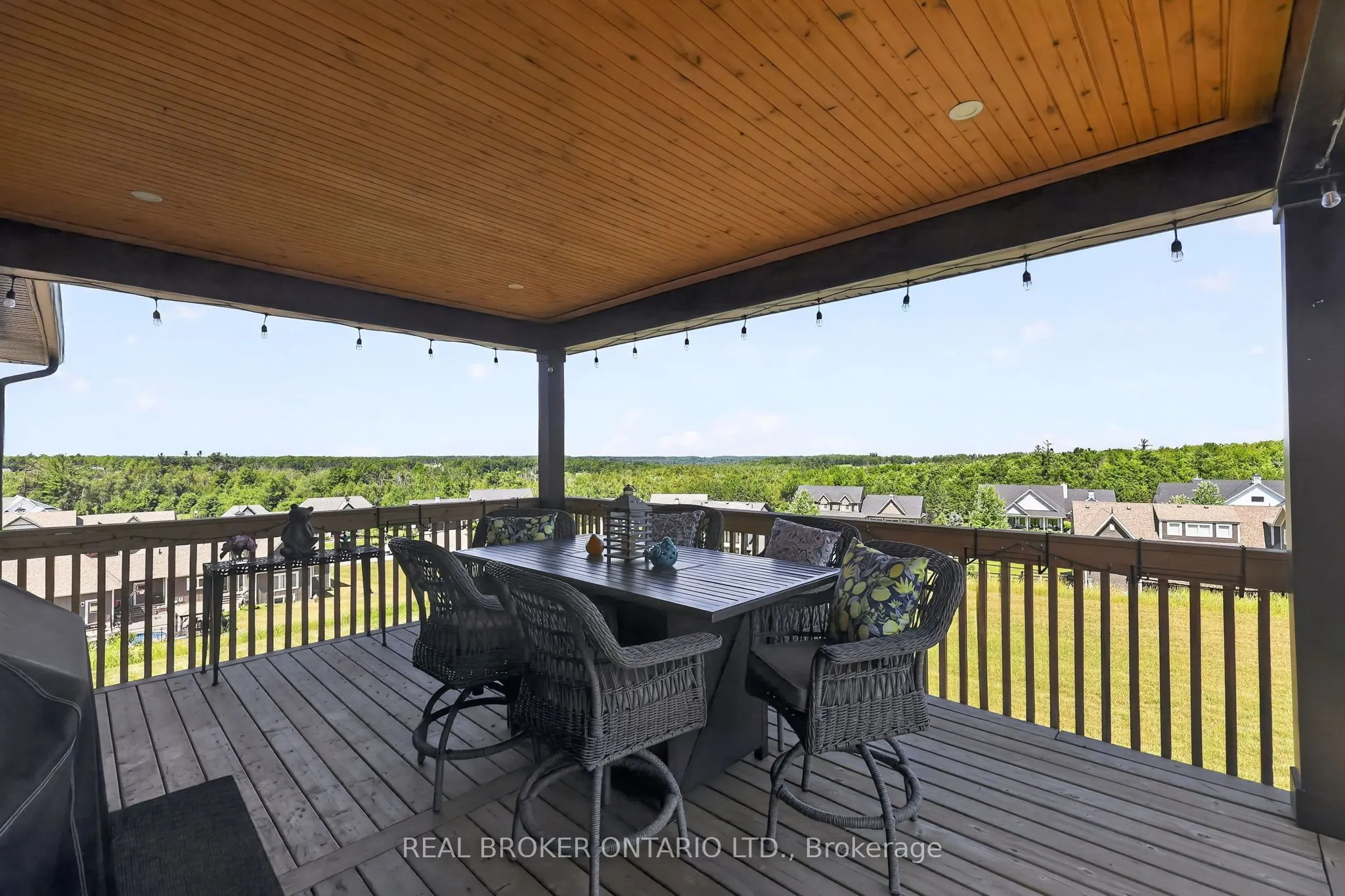 29 Thoroughbred Drive