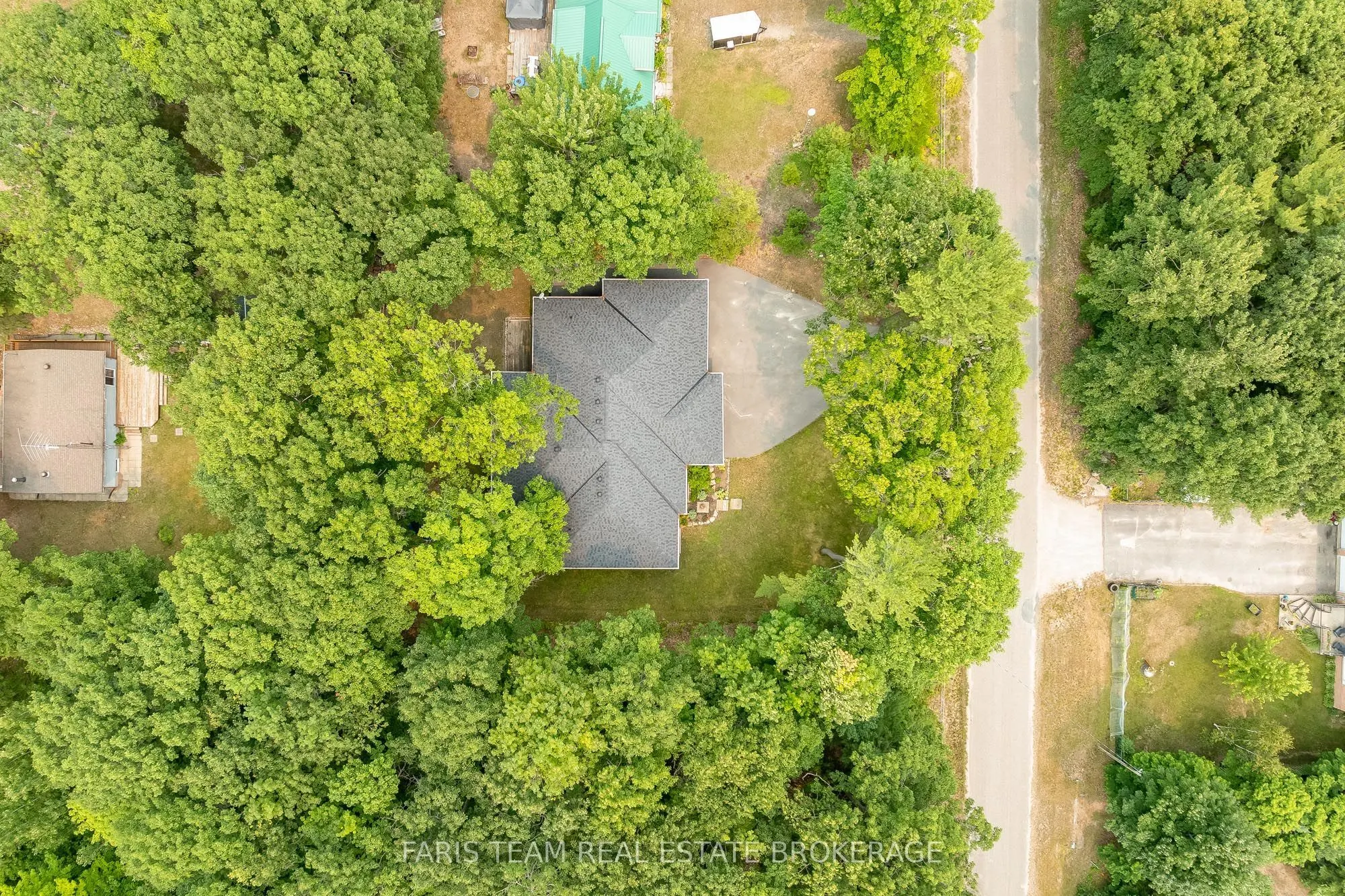 34 Oakwood Avenue