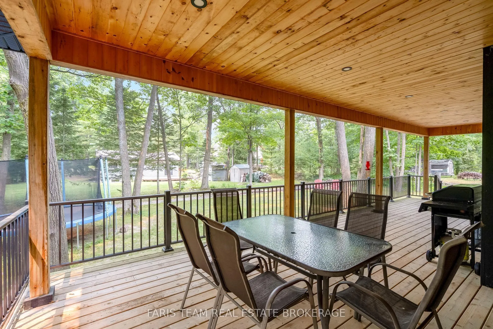 34 Oakwood Avenue
