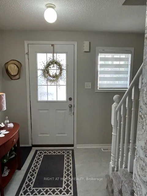 22 Lion's Gate Boulevard