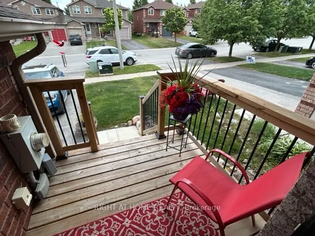 22 Lion's Gate Boulevard