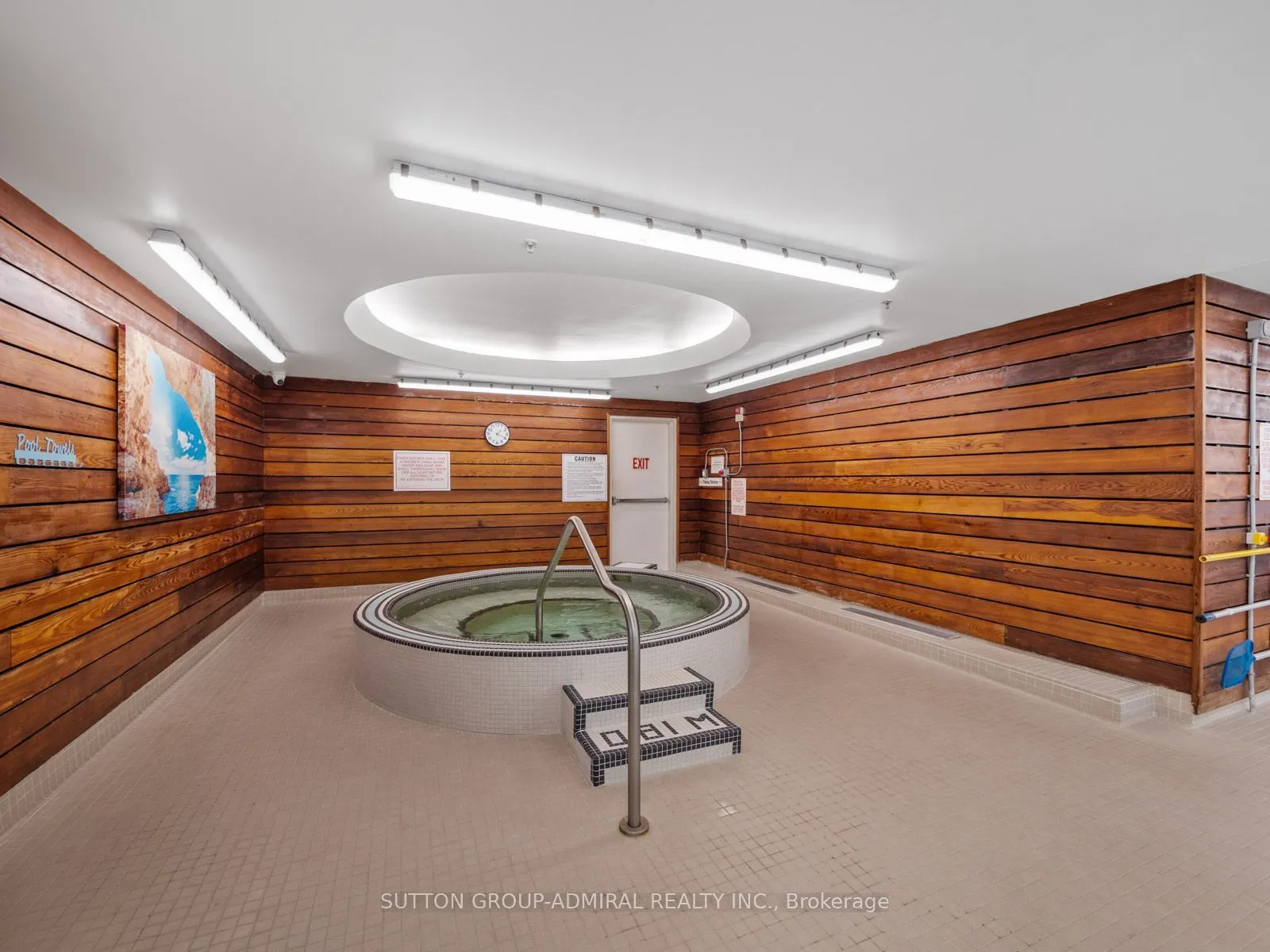 150 Dunlop Street E #902