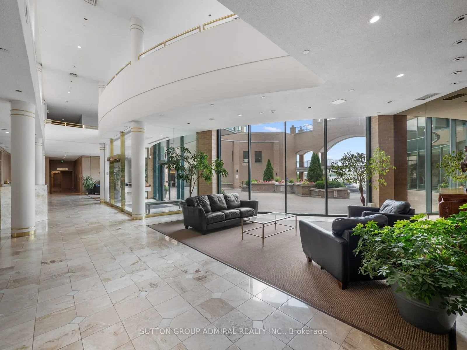 150 Dunlop Street E #902