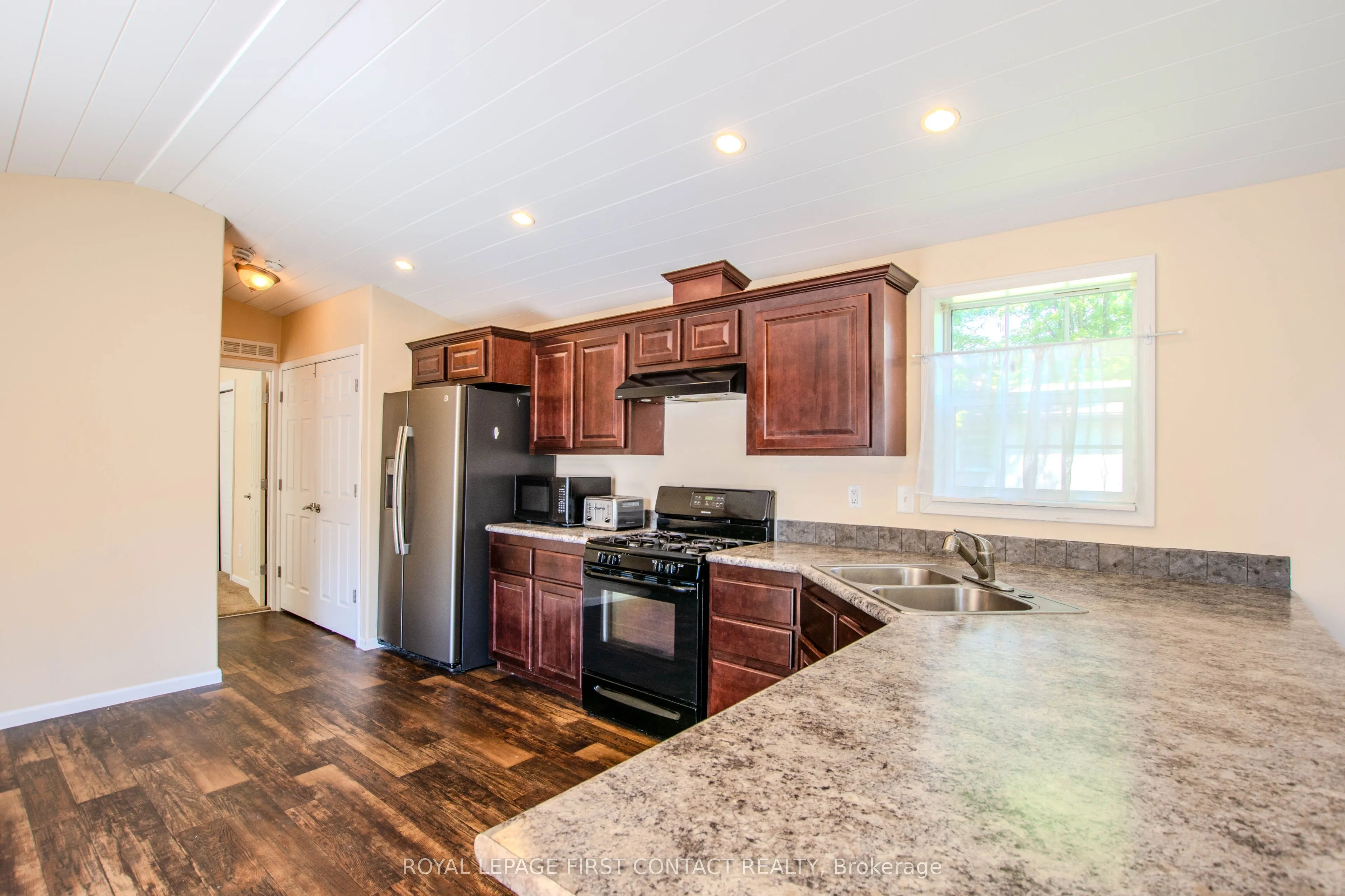23 Georgian Glen Drive