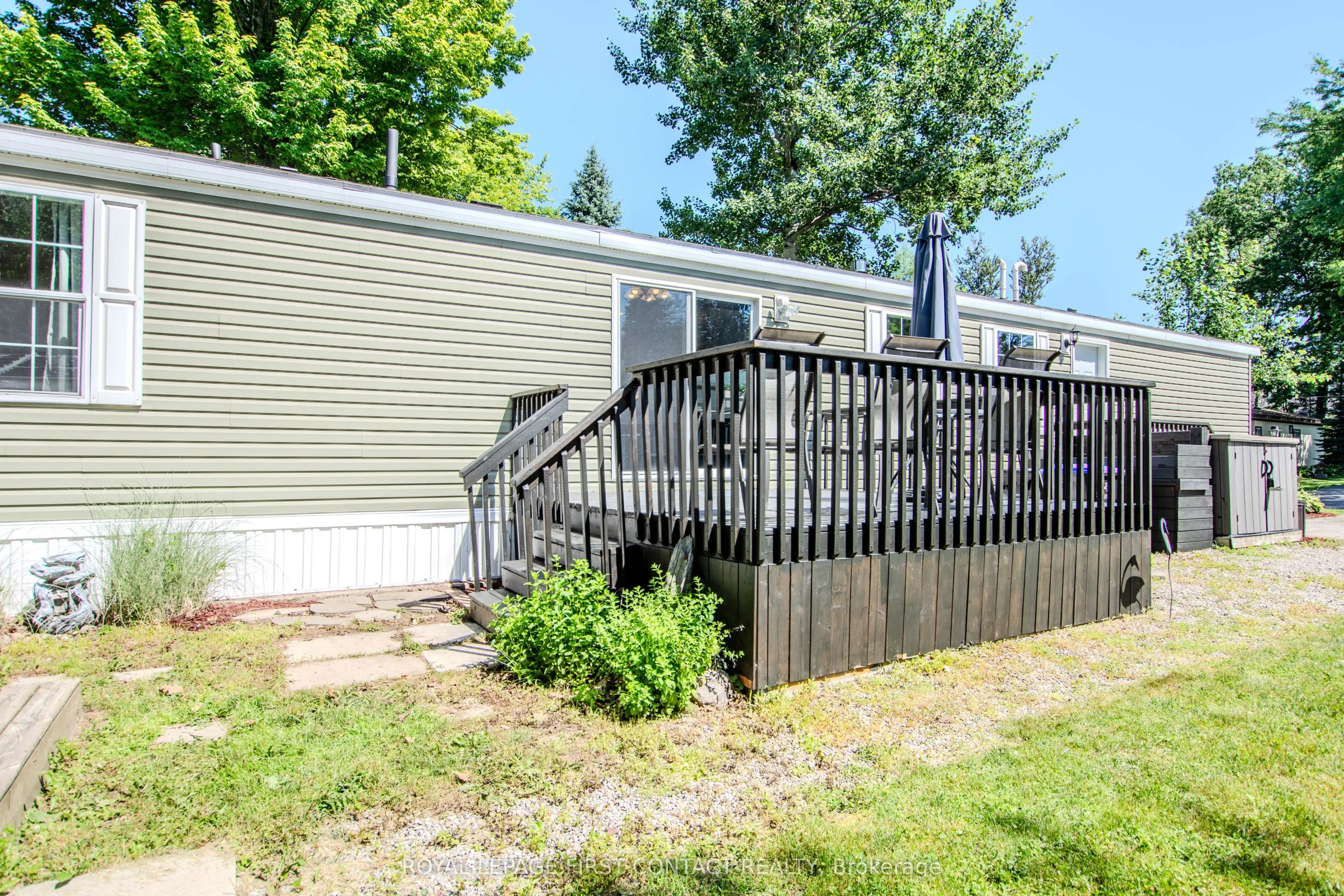 23 Georgian Glen Drive