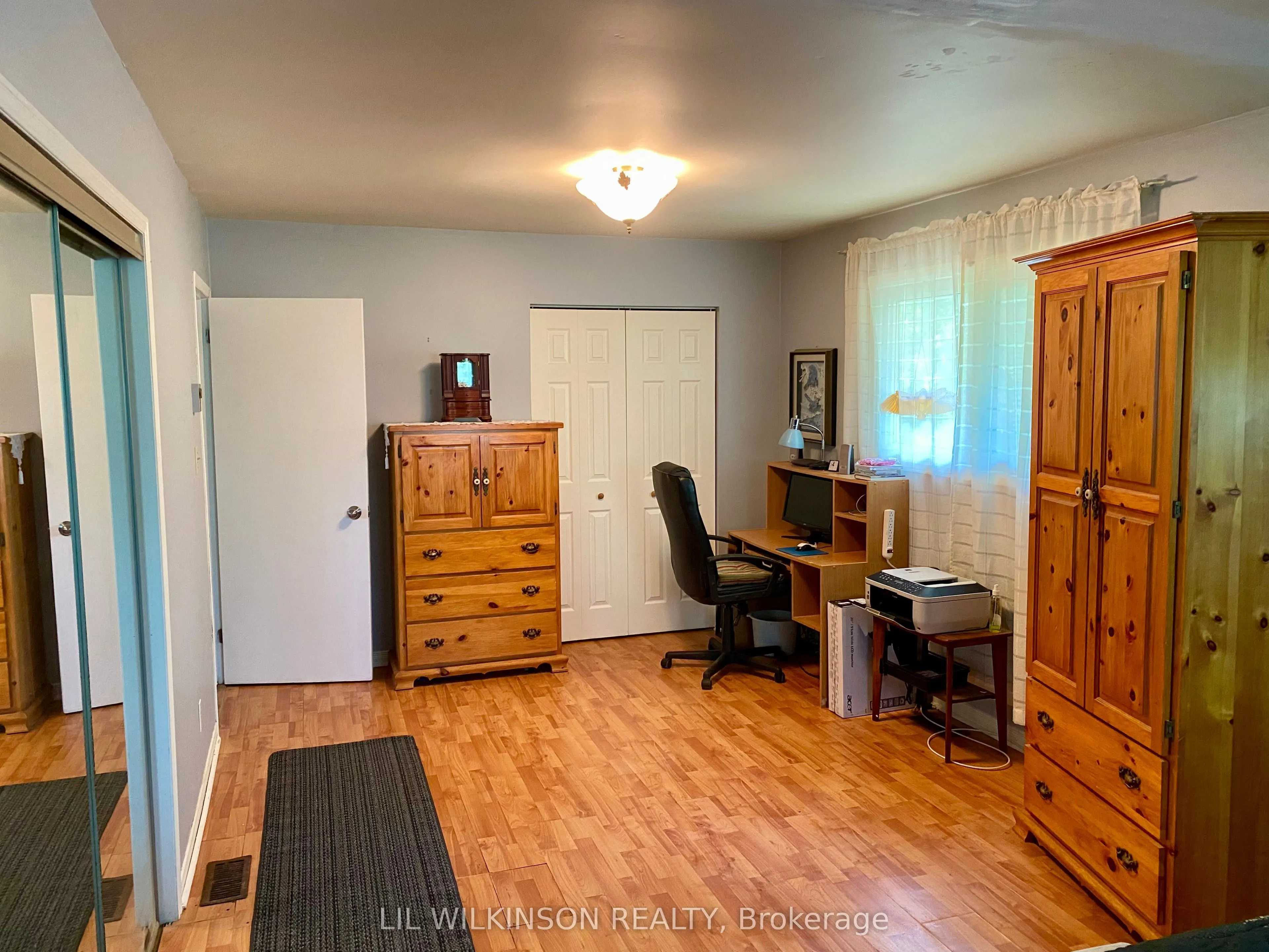 4 Sunset Crescent