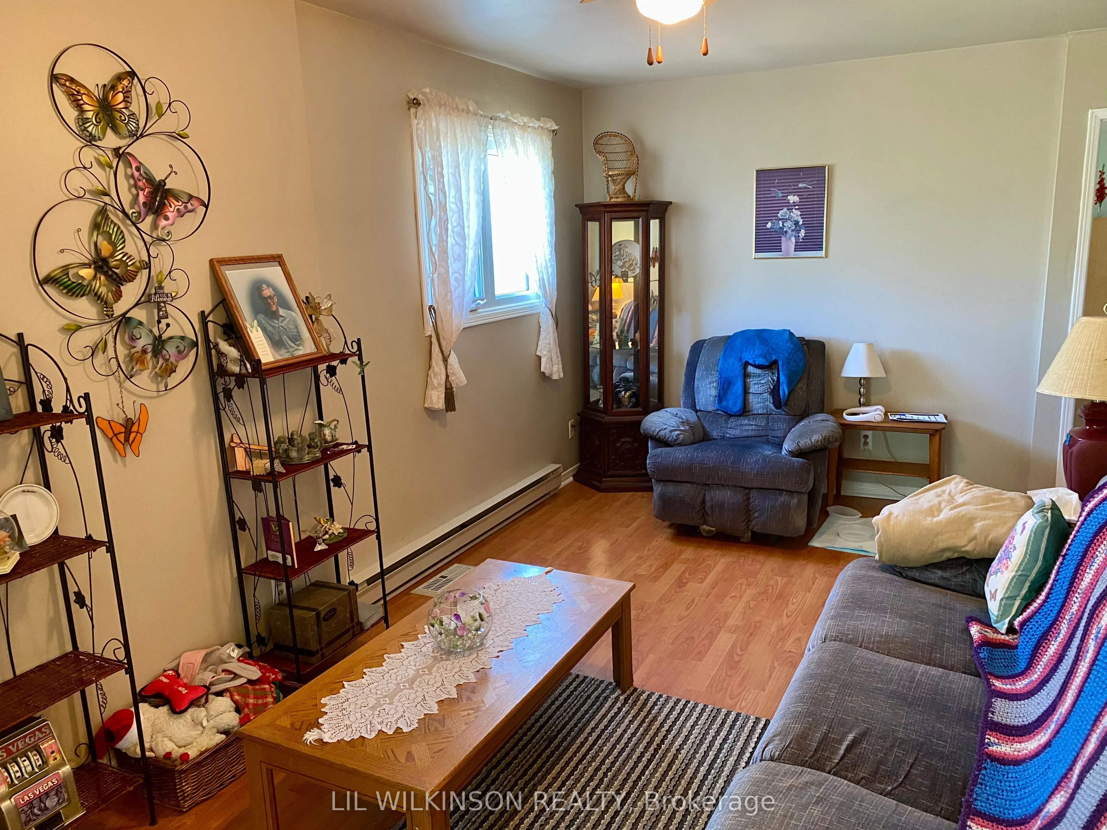 4 Sunset Crescent