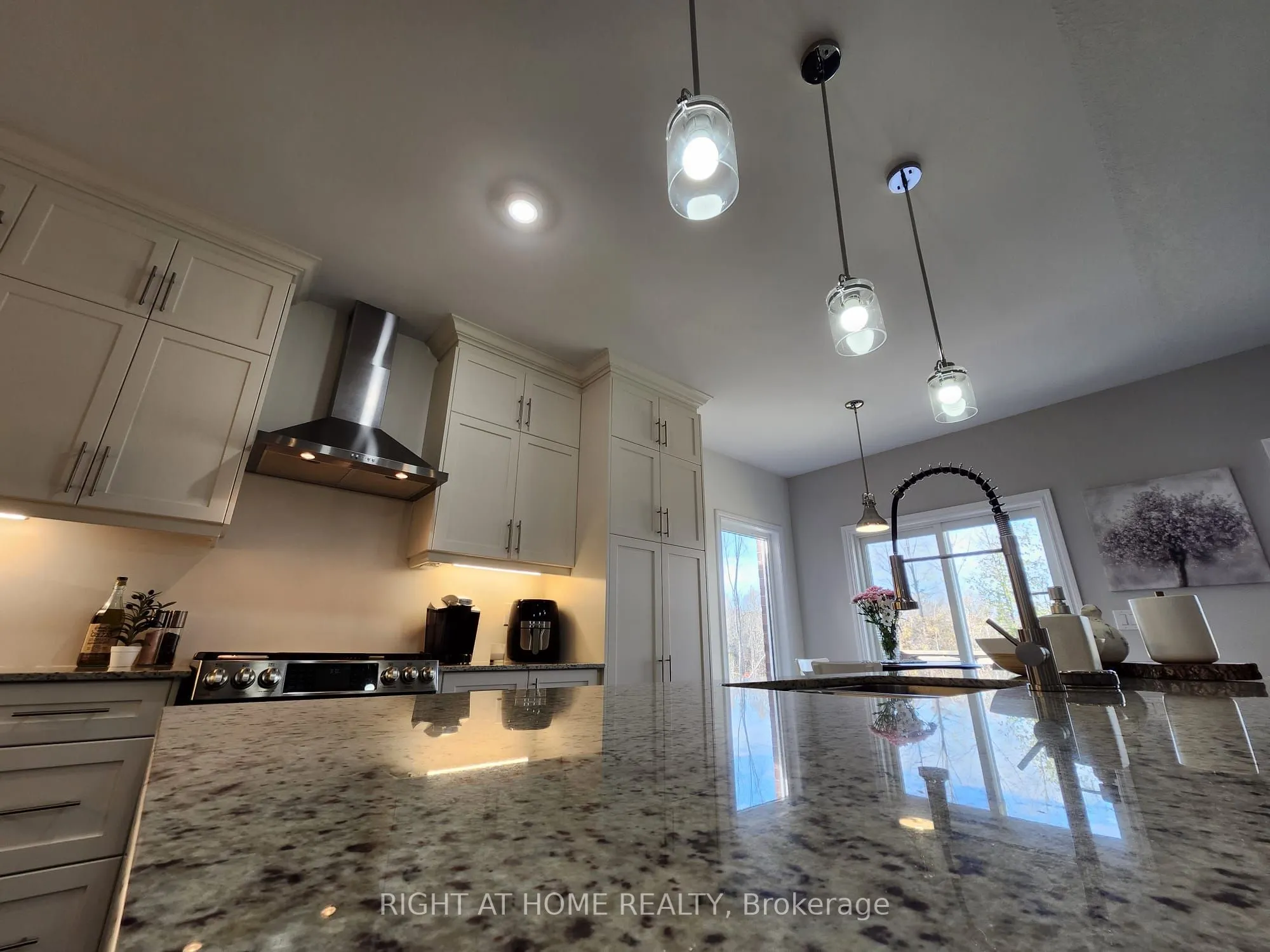 84 Diamond Valley Drive