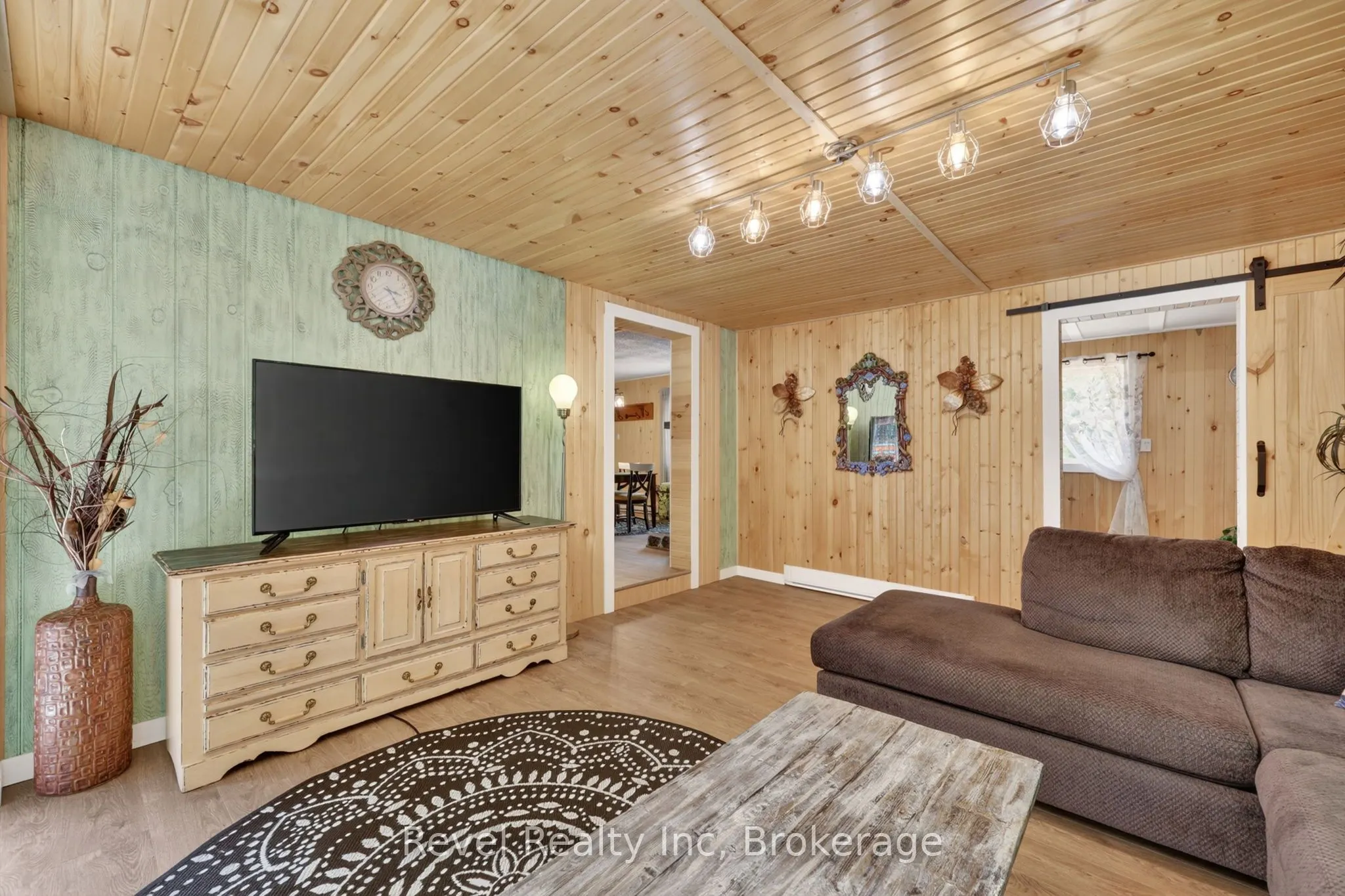49 WOLFE Trail