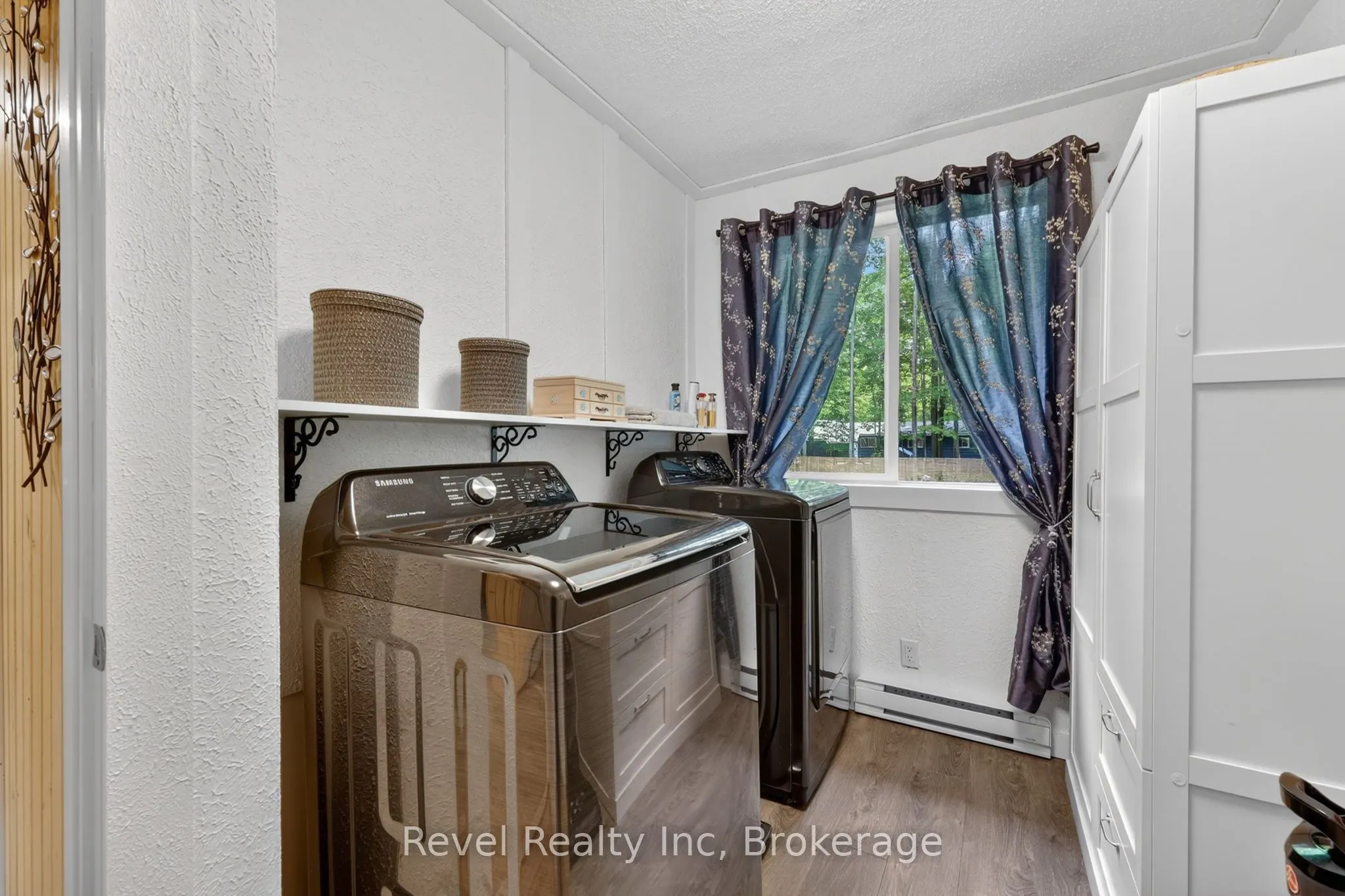 49 WOLFE Trail