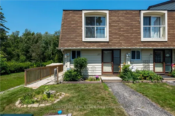 4 Paradise Boulevard #27