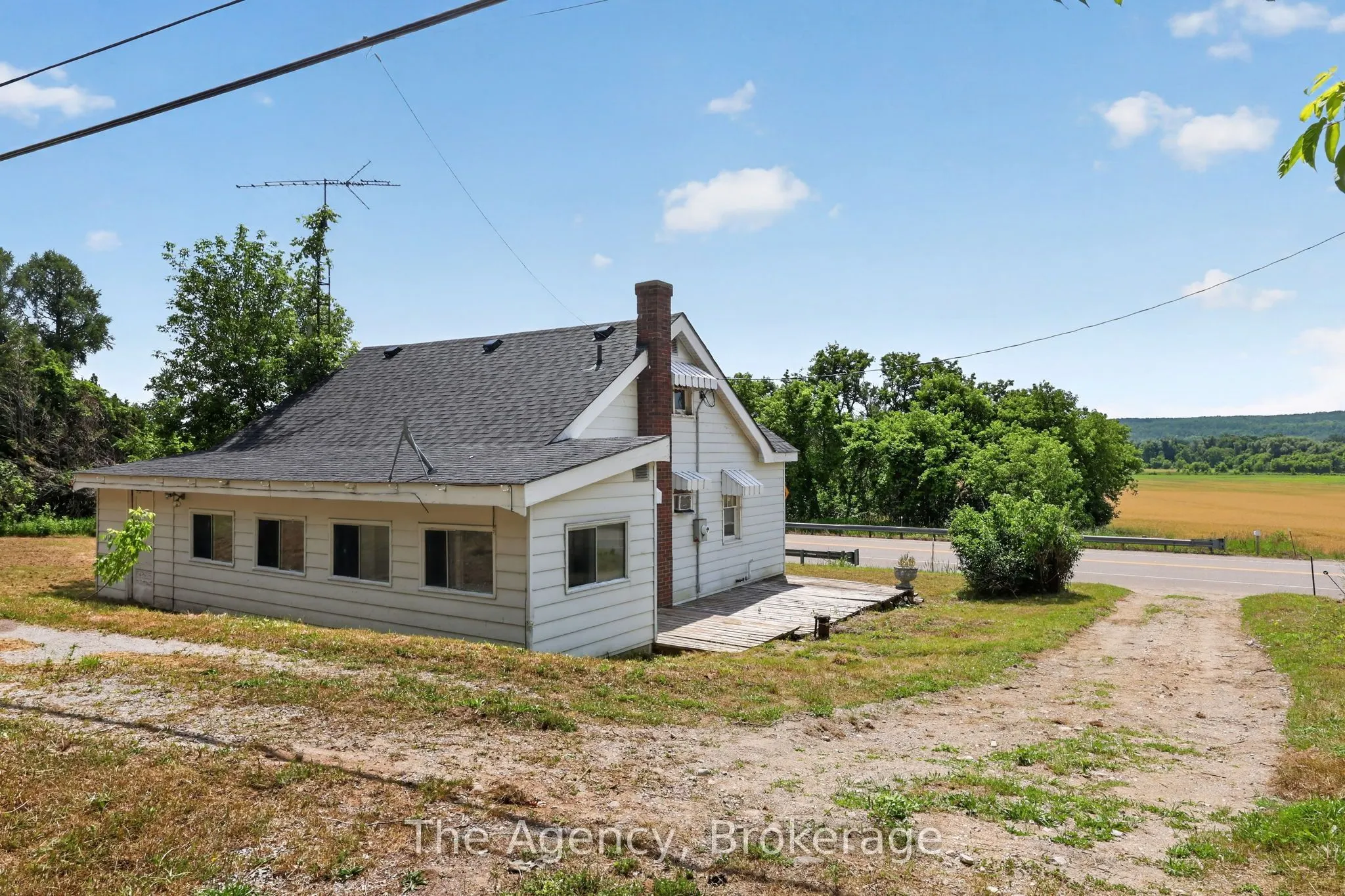 11401 Highway 12