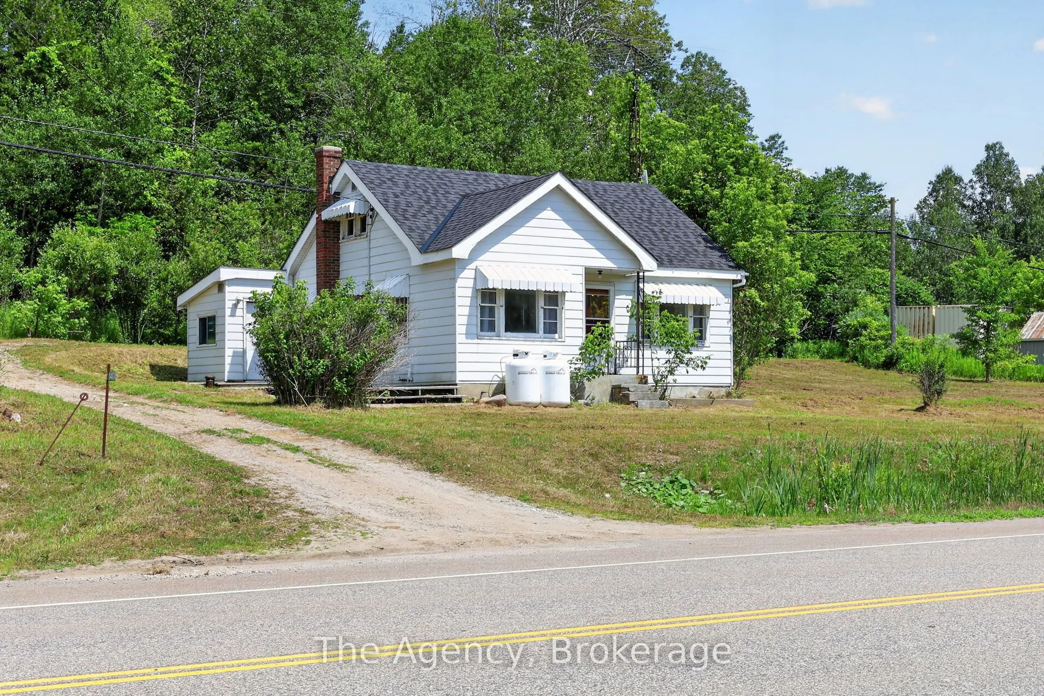 11401 Highway 12